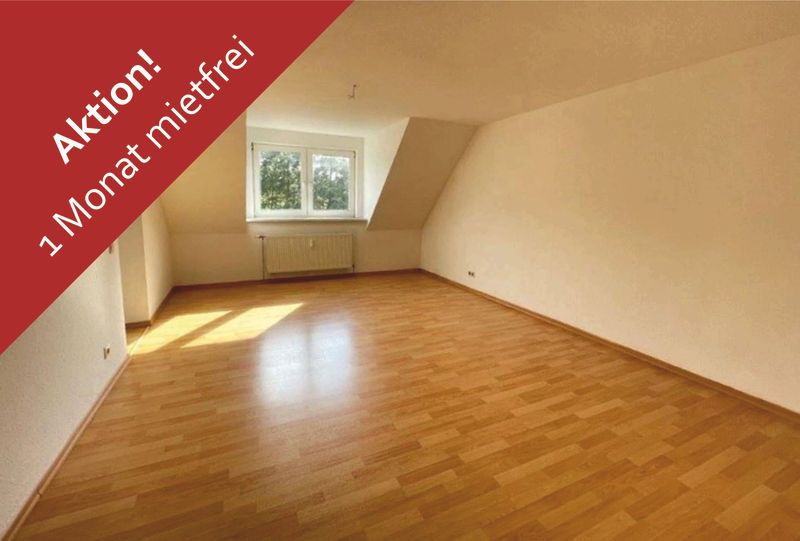 +++ 1 Monat mietfrei! Ruhig gelegene 2-Zi.-DG-Whg. in Waldenburg: Super-Preis + EBK auf Wunsch +++